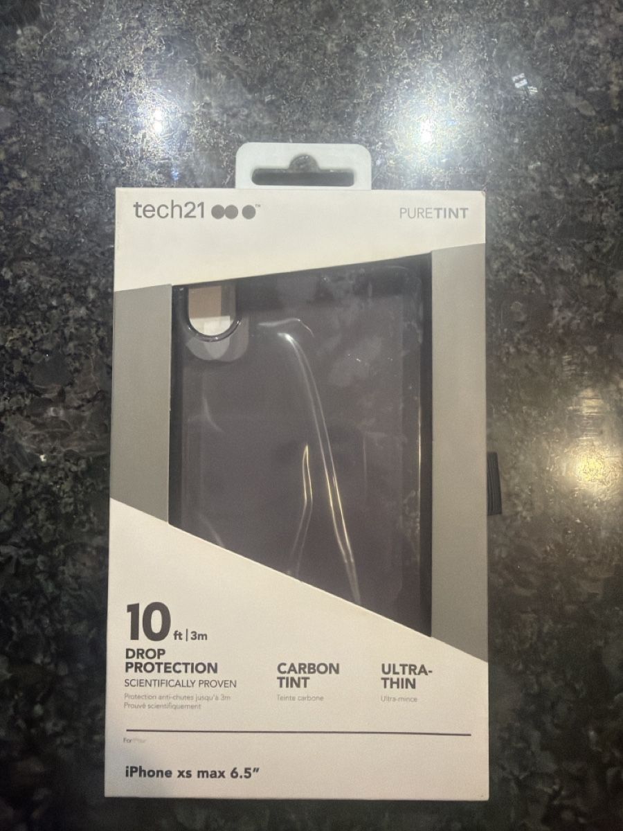 Covers & Schutzfolien: Coque iPhone XS Max neuf - silicone renforcé  – Neu und originalverpackt aus Yverdon-les-Bains von ame_7f2x
