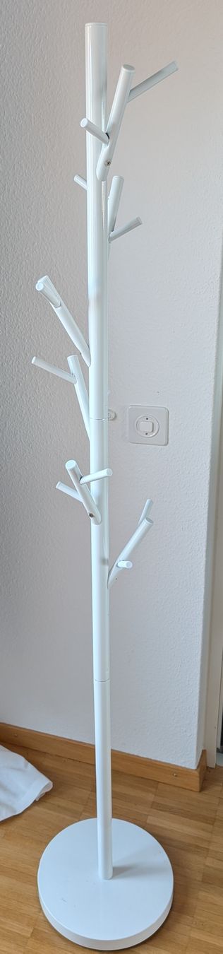 Basi per albero di Natale: Kleiderstander/ Coat Rack Tree Weiss – Usato da Hünenberg See venduto da SpecialEditionGaming