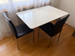 2 schwarze Essstühle von Interio