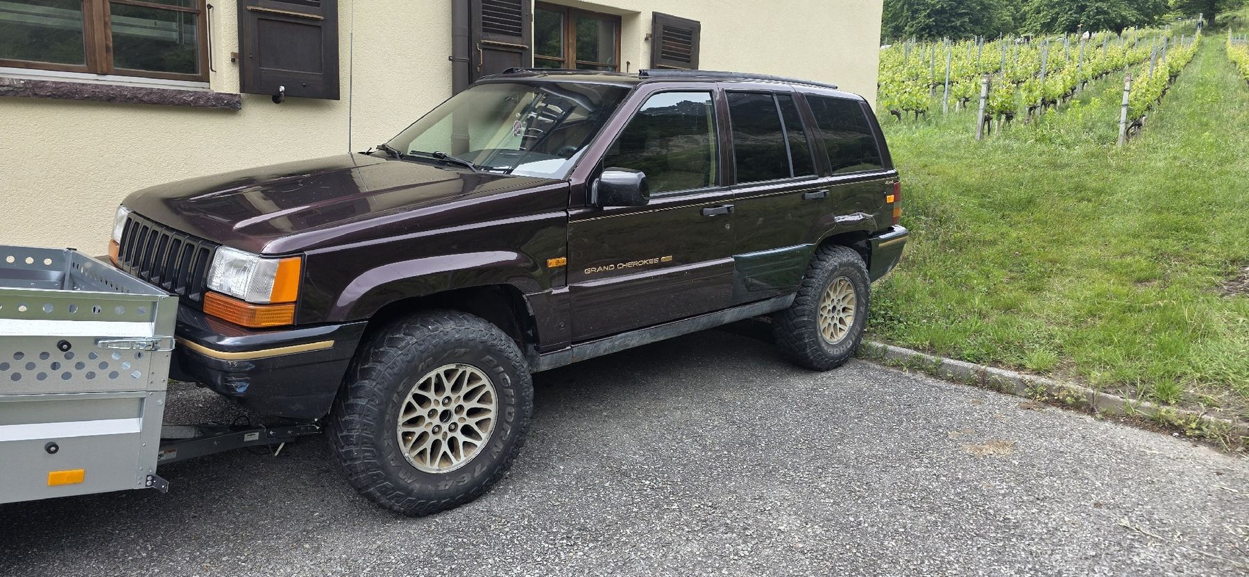 Jeep Autos: jeep grand cherokee v8 5.2  – Gebraucht aus Collonges von mik_y9fw 1