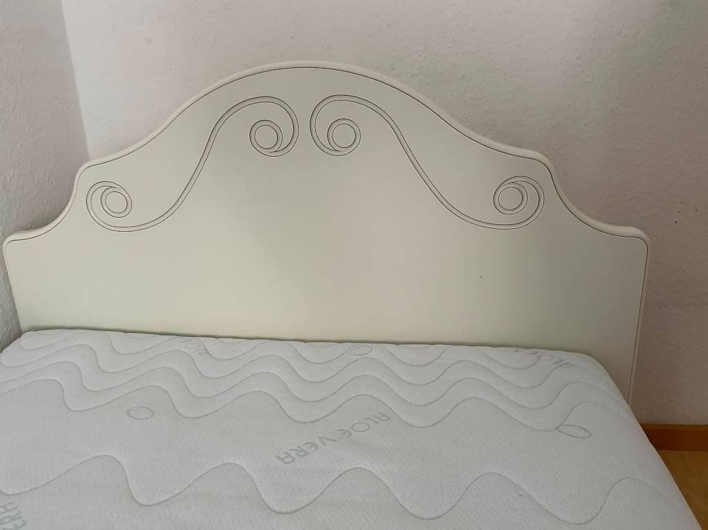Letti: Bett 90×200 mit Matratze – Usato da Romanshorn venduto da Bg38 4