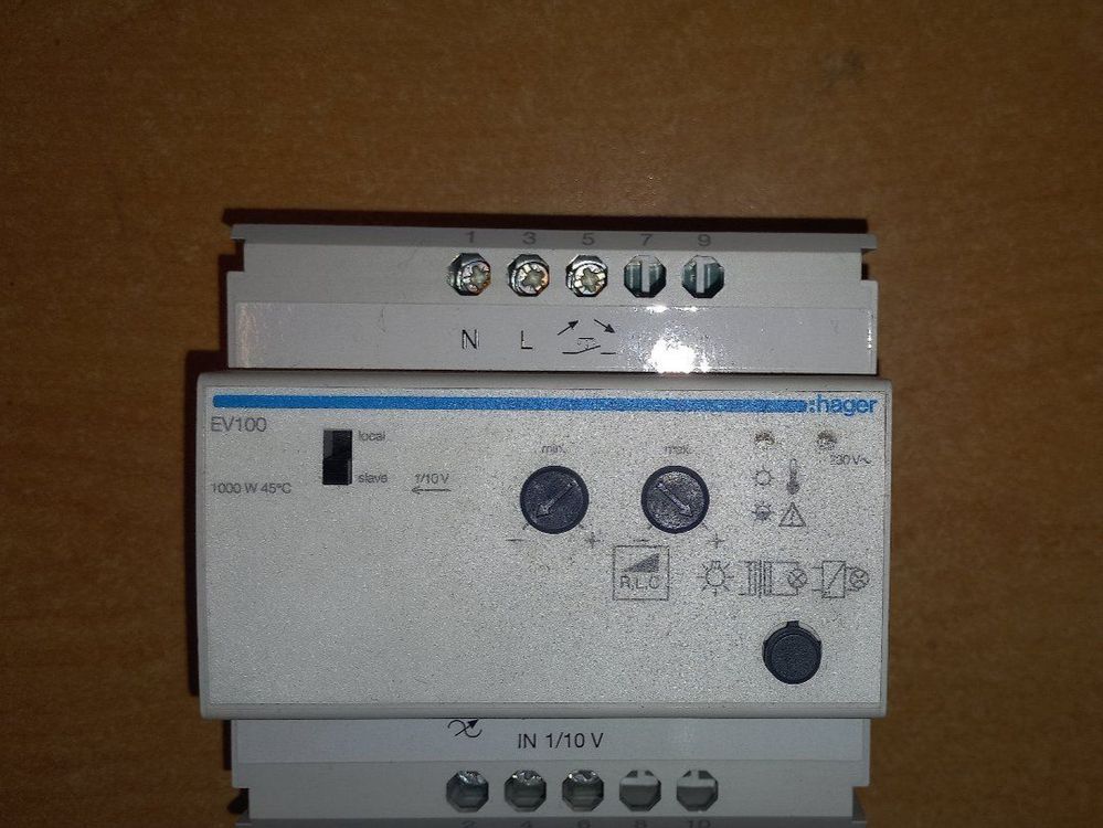 Ferndimmer EBLichtregler Hager 01000W EV100 3 STÜCK Kaufen auf Ricardo