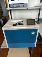 Unbenutzter Drucker HP Color LaserJet Enterprise 5700