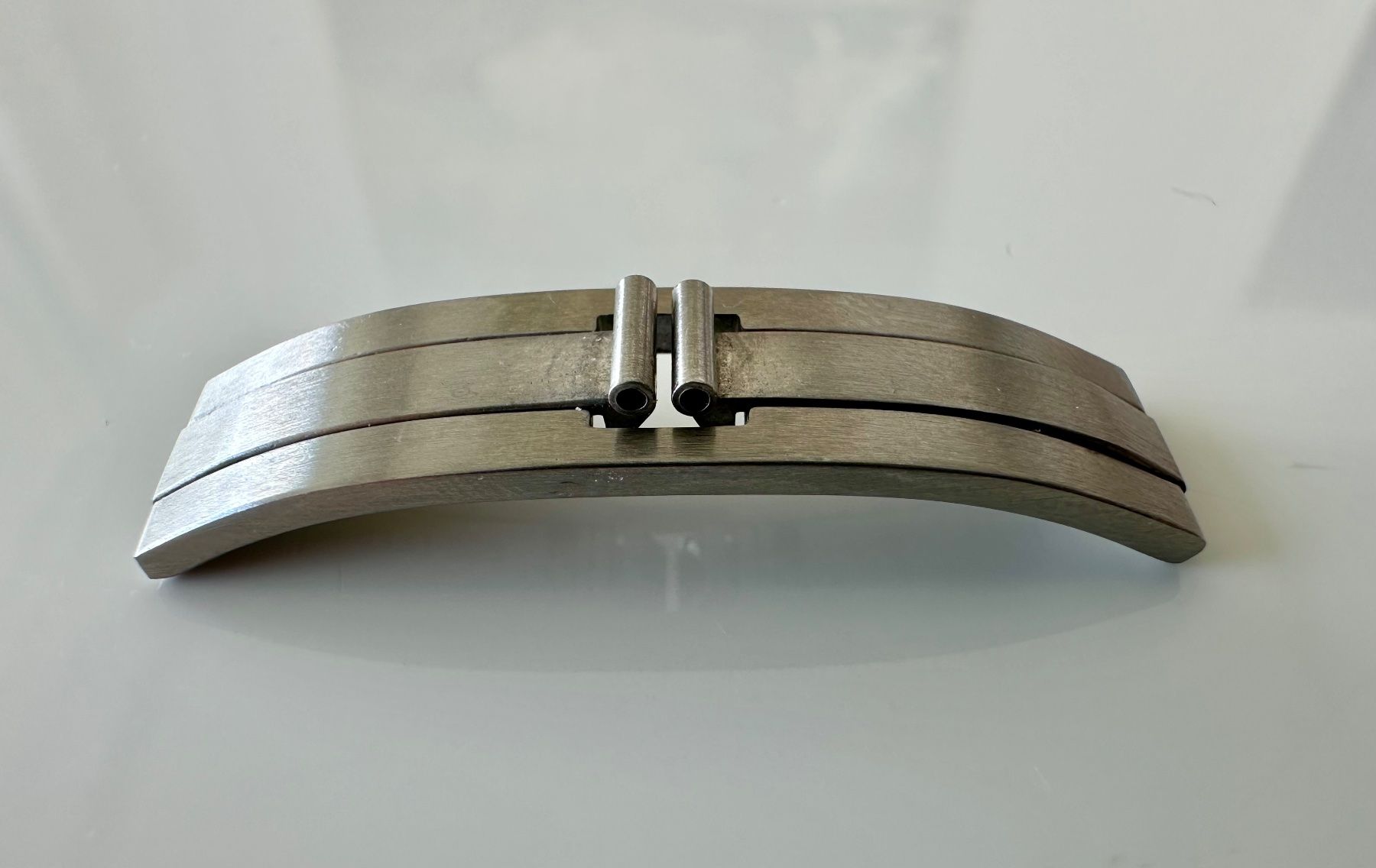 Swiss Orologi: FERMOIR C377.666 Acier inoxydable - NEUF – Nuovo (secondo la descrizione) da Conthey venduto da advisia
