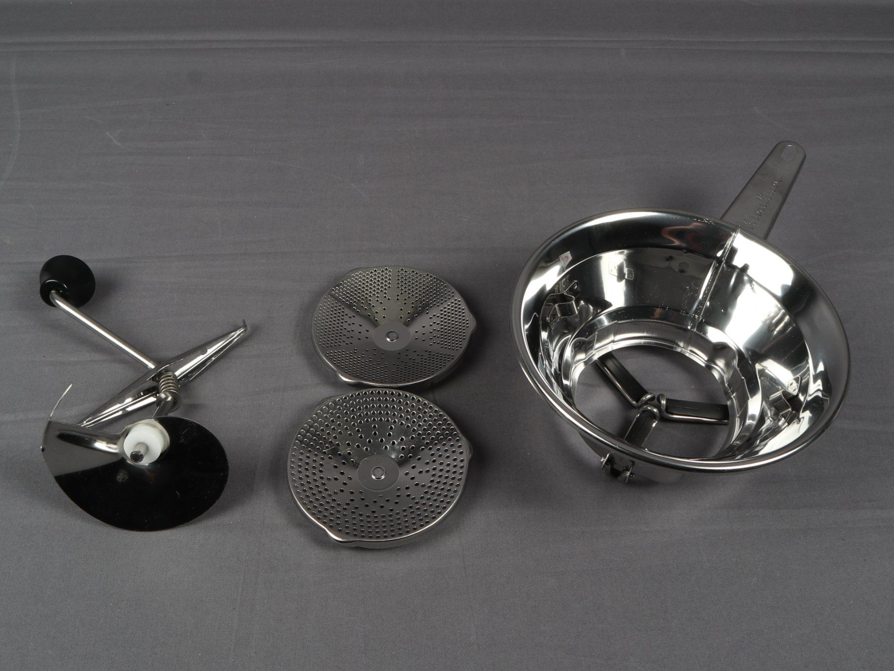 Moulinex Elettrodomestici da cucina: MOULINEX stainless steel vegetable mill – Nuovo (secondo la descrizione) da Steinen venduto da Restwert_Steinen 1