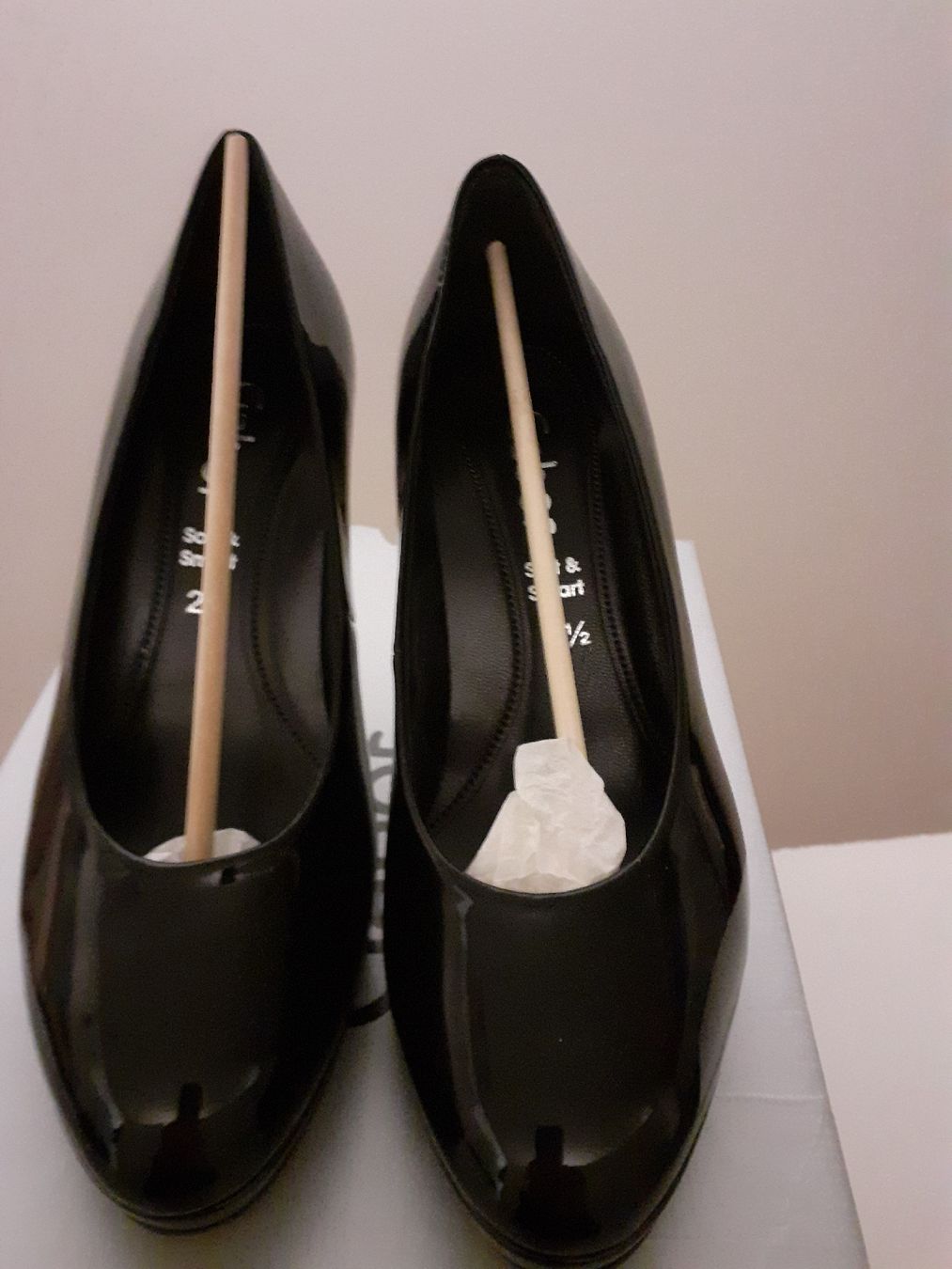 Gabor Scarpe da donna: Gabor Lack Pumps Schwarz Gr. 35  – Nuovo e nell'imballaggio originale da Zürich venduto da zurclich 1
