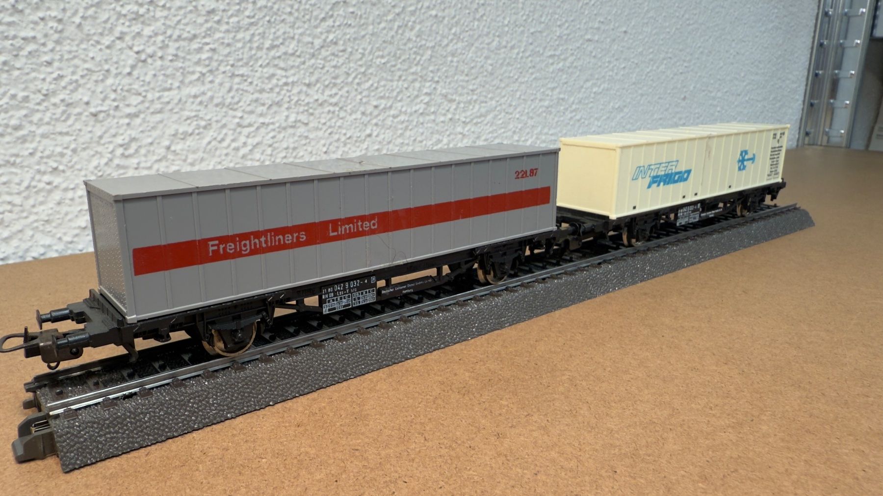 Lima Modellini di ferrovie: Lima Güterwagen-Set H0 / DC – Usato da Schlieren venduto da rat_lq6b 1