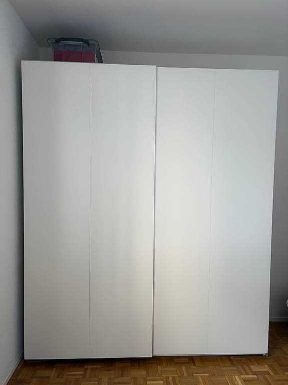 Ikea Armadi: Armoire IKEA Pax – Usato da Fribourg venduto da moy01