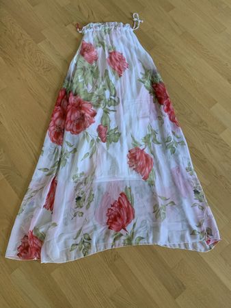 Leichtes Kleid Grösse 38/40 weiss mit Blumen 🌺
