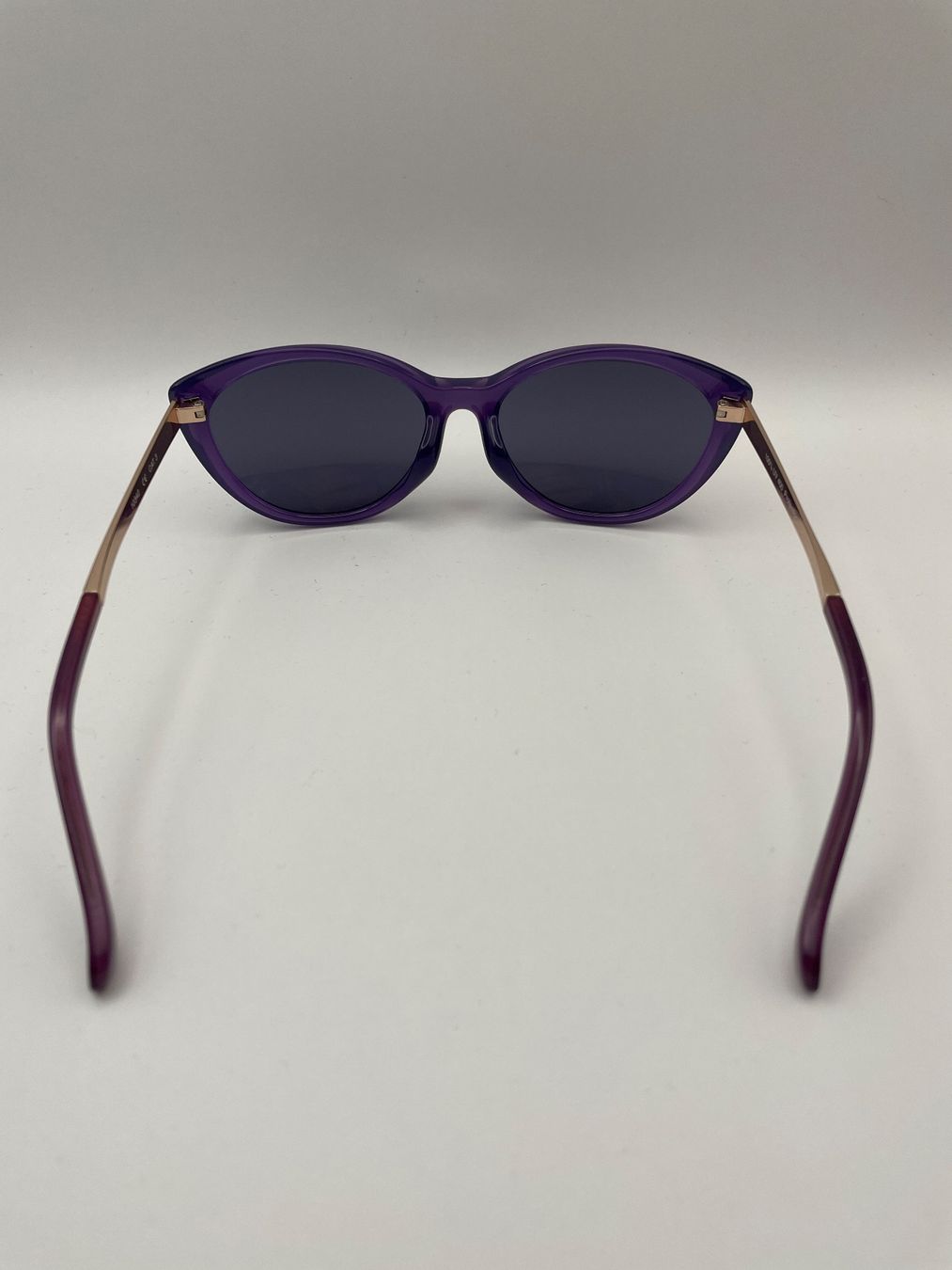 Brillen & Gläser: Sonnenbrille mit UV Schutz, Lila/Gold – Gebraucht aus Auenstein von moin. 3