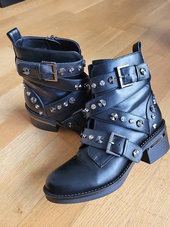 Guess Stiefeletten Gr. 37