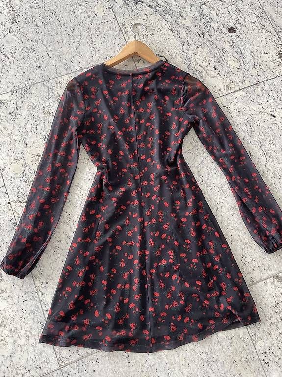 Kleider: Vestito nero con decorazioni floreali rosse – Gebraucht aus Ascona von eli_nq6c 3
