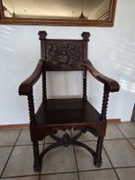 vieux fauteuils de châteaux voir photos Belle pièce