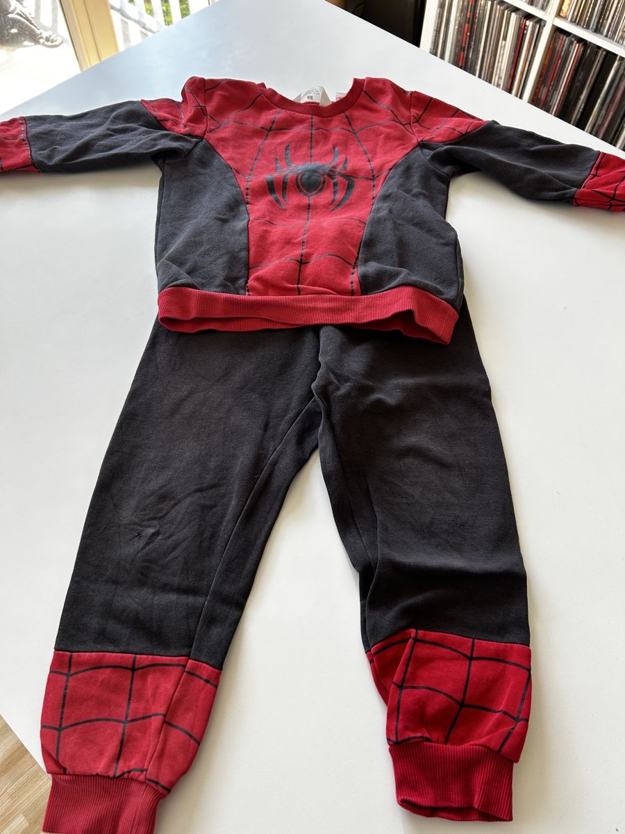 H&M Kleiderpakete: Spiderman Set – Gebraucht aus St. Gallen von Kiwi023 1