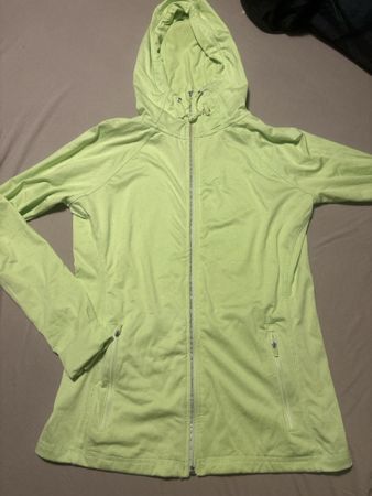 Helle Frühlingsjacke mit Kapuze, Grösse 36, Top Zustand!