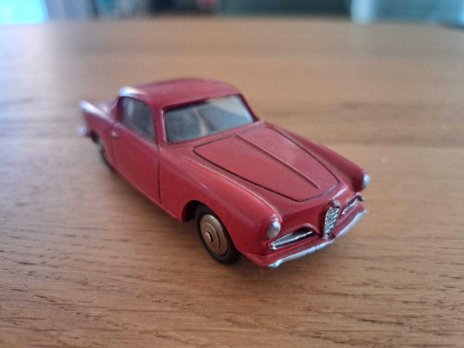 Alfa Romeo Voitures modèles: Alfa Romeo Coupe Dinky Toys – Neuf (Voir description) à Emmenbrücke par bikesandmore75 3