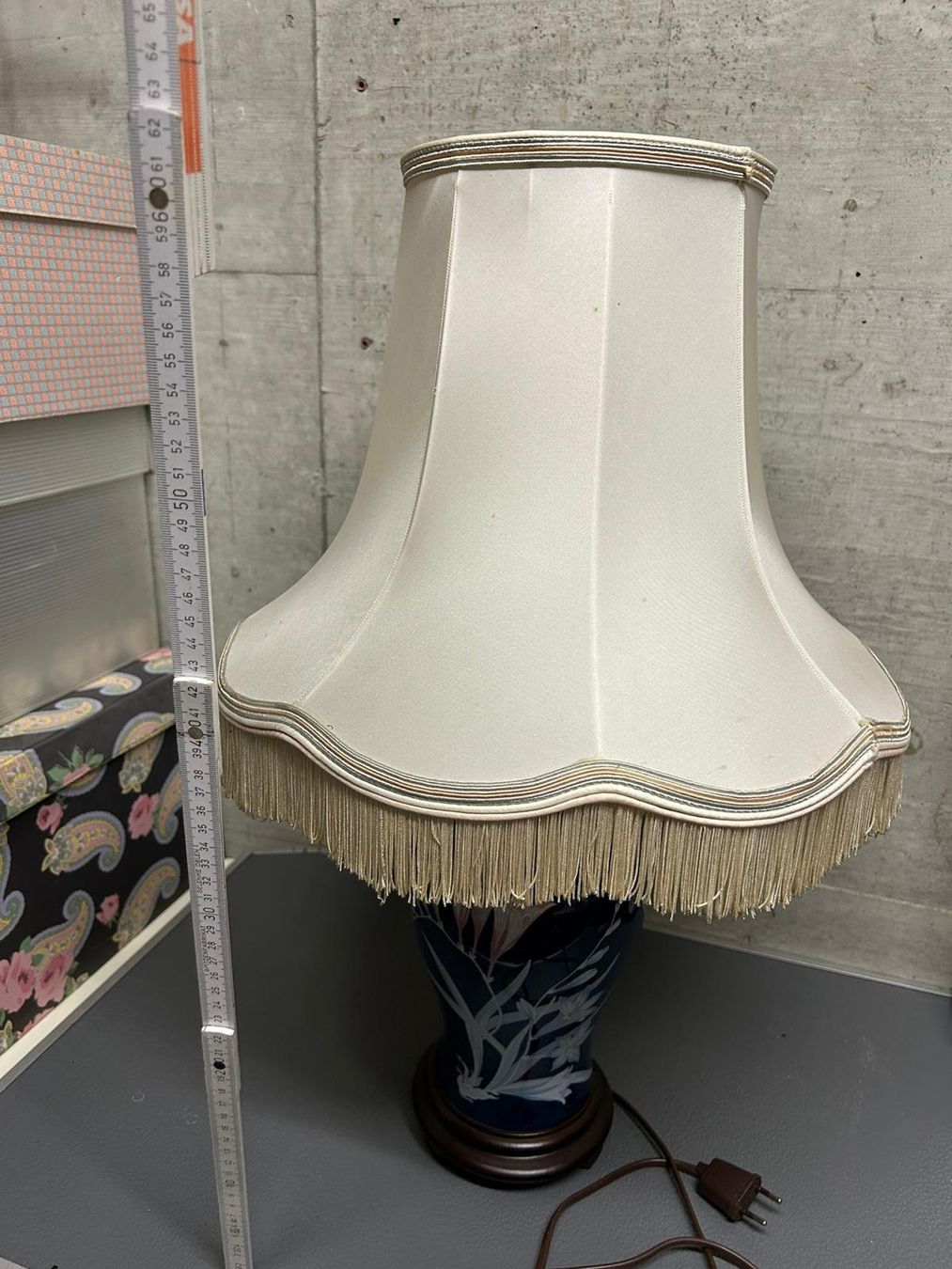 Lampade: Lampada da tavolo abat jour – Usato da Melano venduto da H-Sara 2
