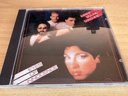 Miami Sound Machine – Eyes Of Innocence
