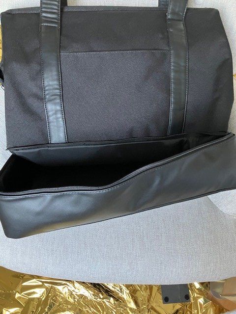 Borse: Schwarze Reisetasche neu – Nuovo (secondo la descrizione) da Solothurn venduto da ikebana9 2