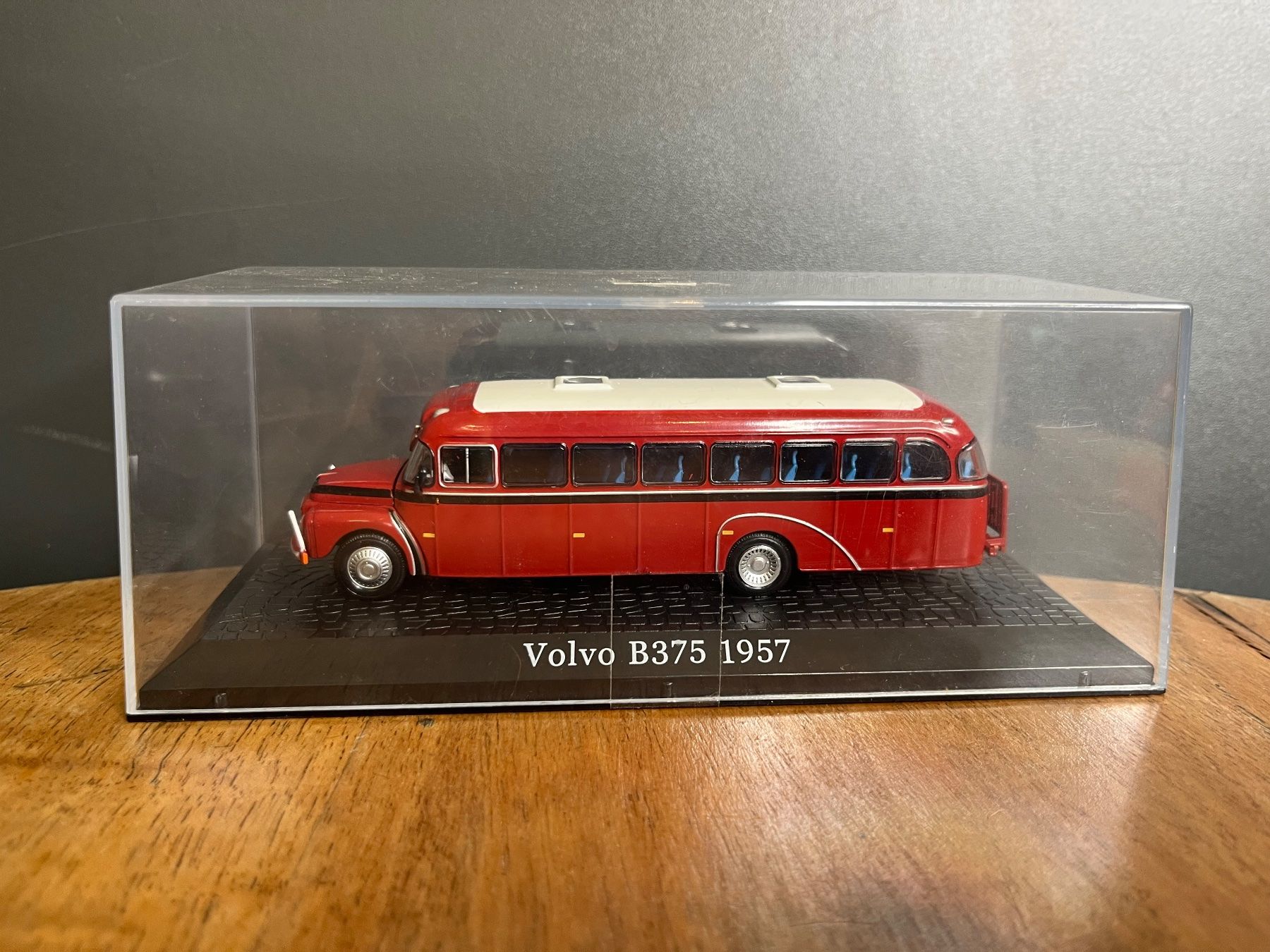 Modellini d'auto: Lot Modellbusse ca. 1:87 – Usato da Otelfingen venduto da Yossi-68 1