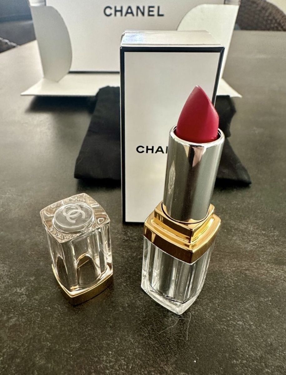 Chanel Make-up: Chanel Lipstick Le Rouge 31 with 2 refills – Nuovo e nell'imballaggio originale da Zürich venduto da lulu_c