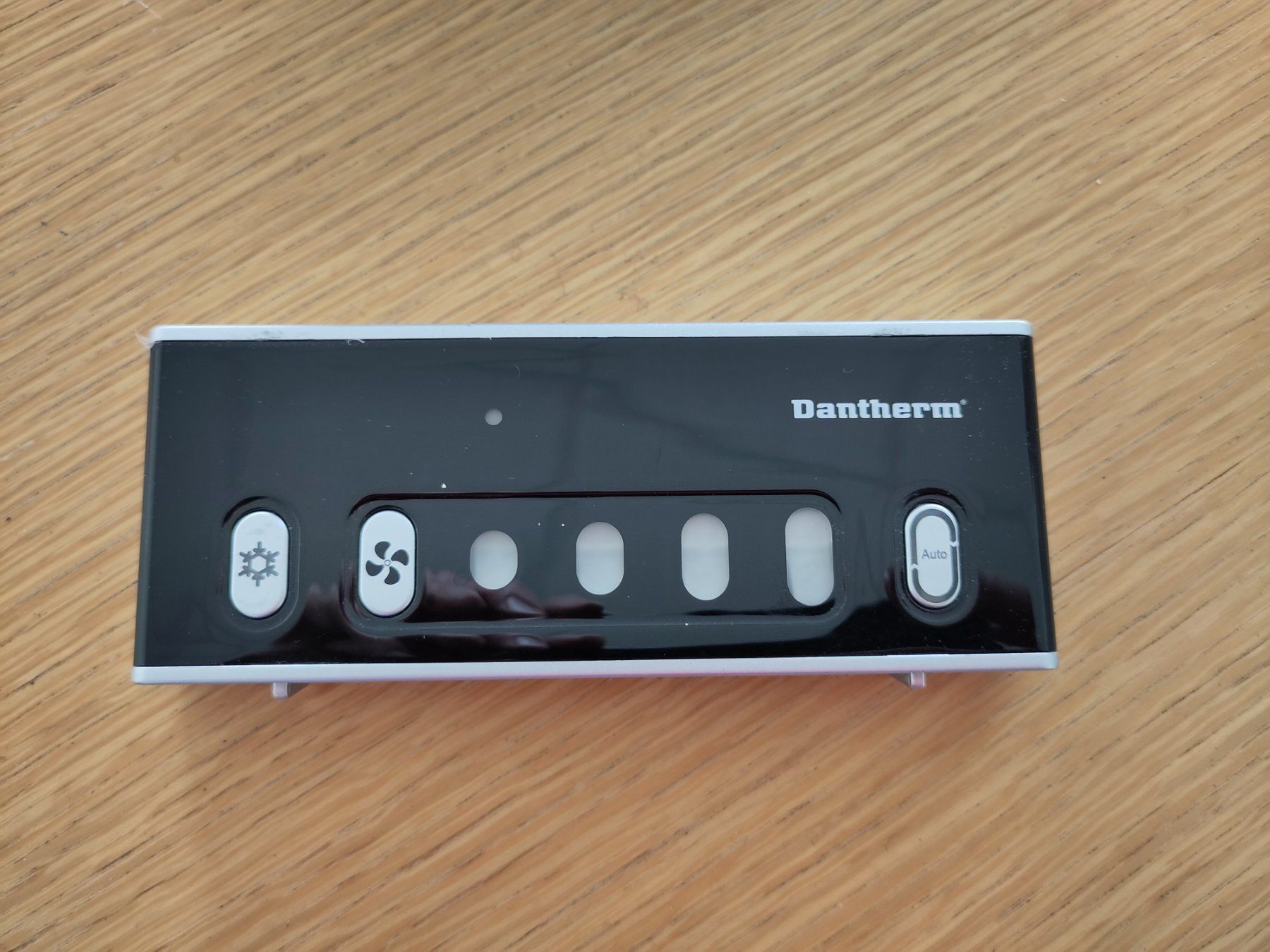 Sistema di controllo: Dantherm HCP4 Controlpanel – Usato da Cham venduto da QS-Service 1