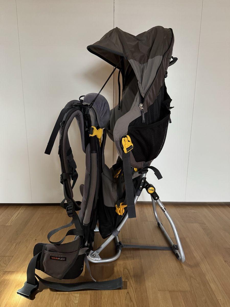 Deuter Porte-bébés ventraux & dorsaux: Deuter Kid Comfort III – D'occasion à Langnau am Albis par mag_g2pg
