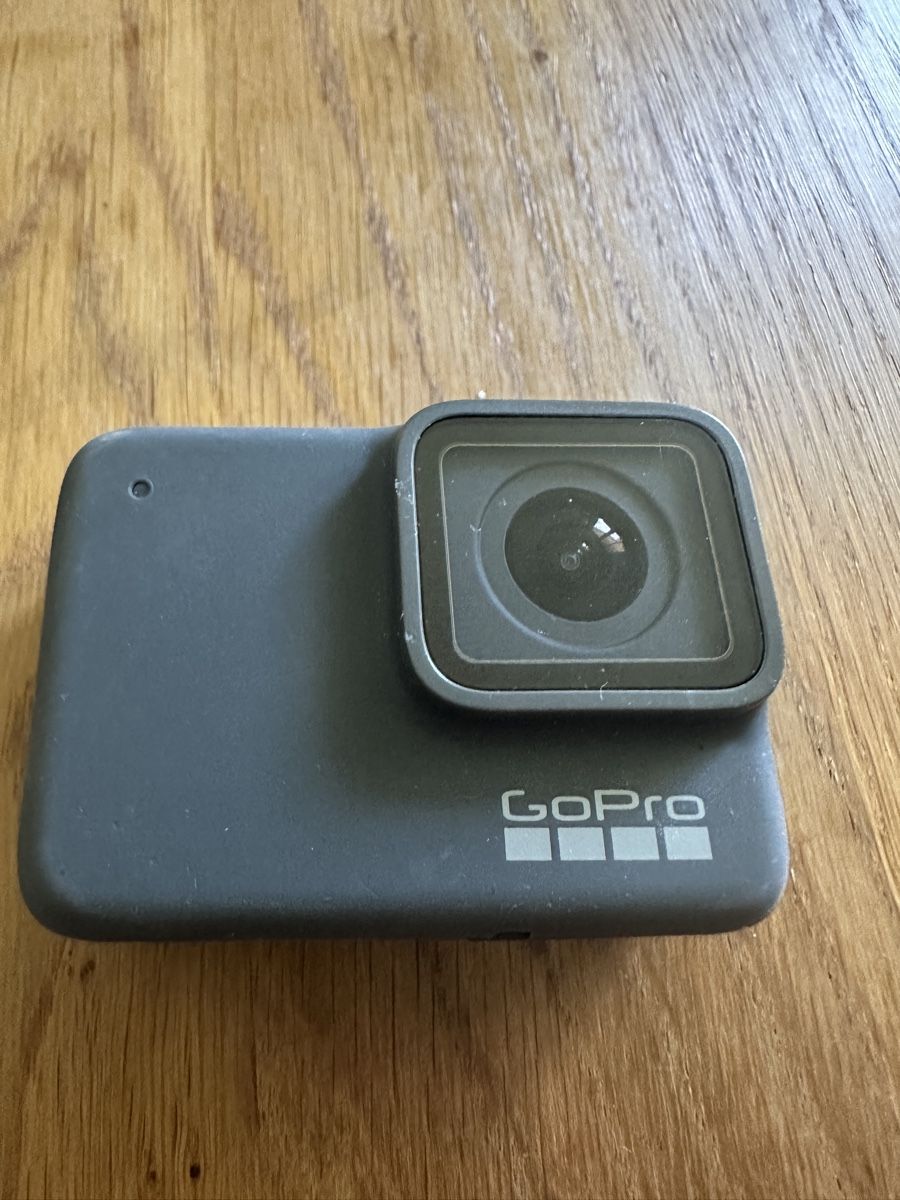 Gopro Action Cam: GoPro Hero 7 Silver Action Kamera – Usato da Emmen venduto da moodle13 3