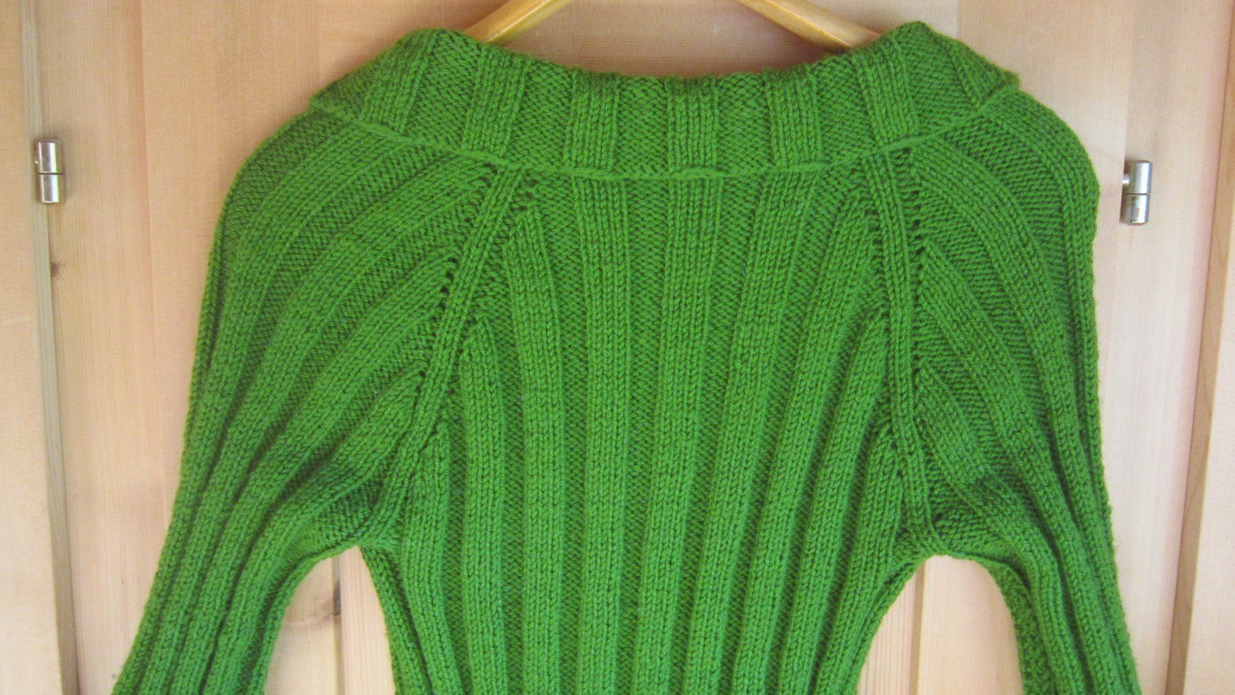 Giacche: Handmade - Grüne Strickweste – Nuovo (secondo la descrizione) da Wattwil venduto da tannenmeise73 2