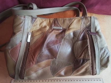echt Lederhandtasche STEFANO verschiedene Fächer, beschädigt
