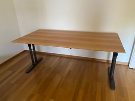 Adjustable height desk