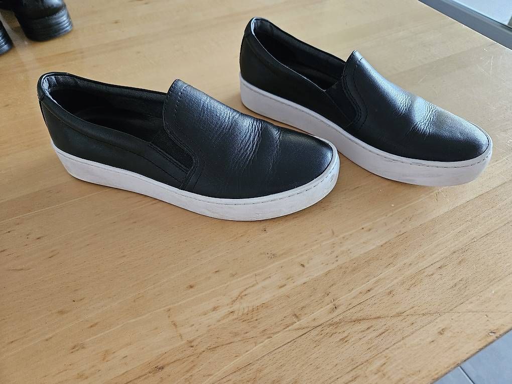 Scarpe da donna: Vagabond Plateau Slip-Ons – Usato da Bern venduto da nwi_7jkh