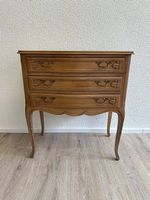 Vintage Louis XV Stil kleine Kommode aus Holz