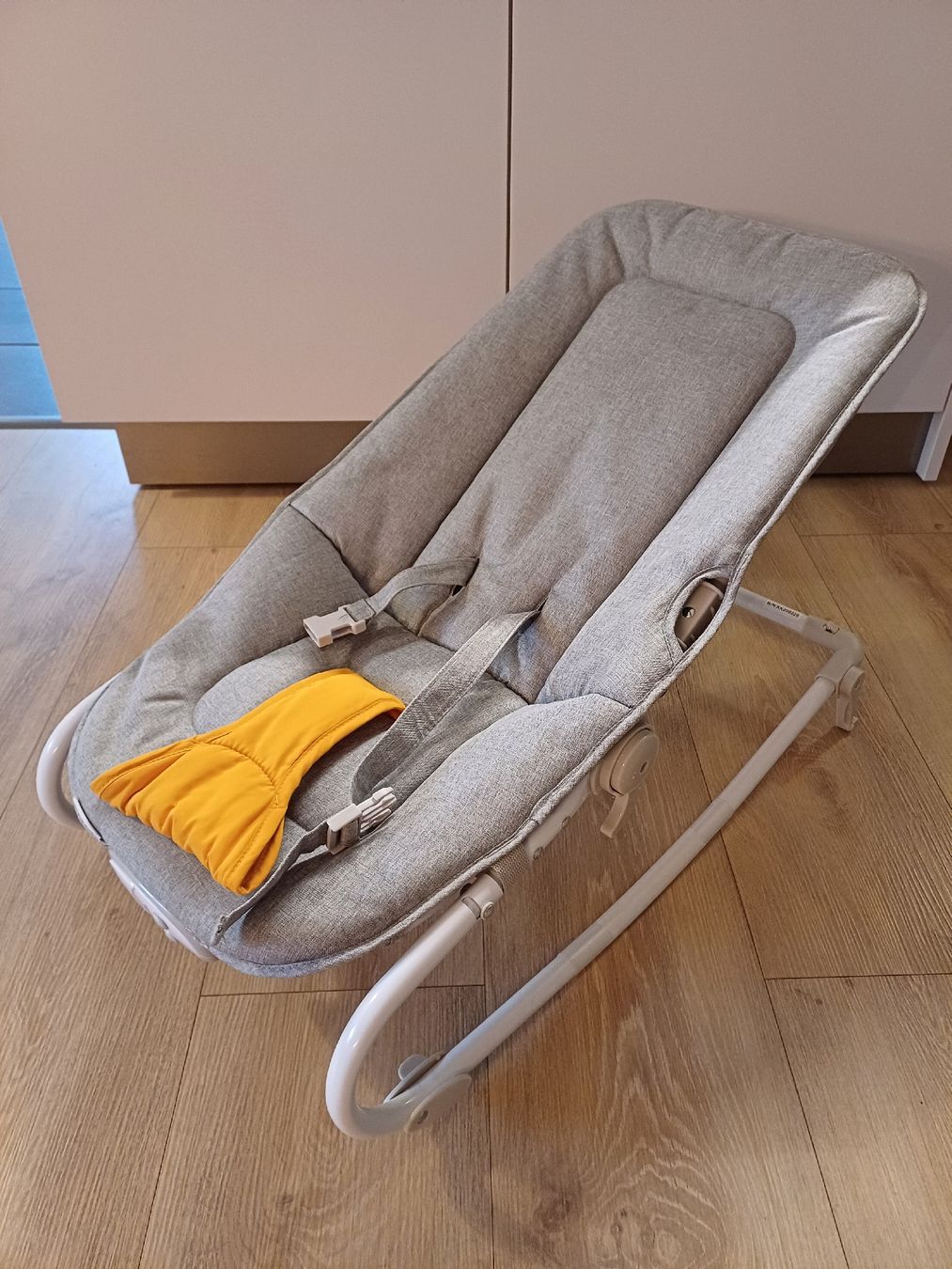 Sdraiette & Sdraiette a dondolo: Schöne Babywippe Marke Kinderkraft – Usato da Walde AG venduto da fashionstyles 1