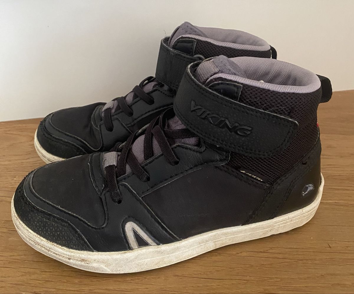 Viking Scarpe per ragazzi: Viking Herbstschuhe - Gr. 30 – Usato da Frenkendorf venduto da Kompasskind