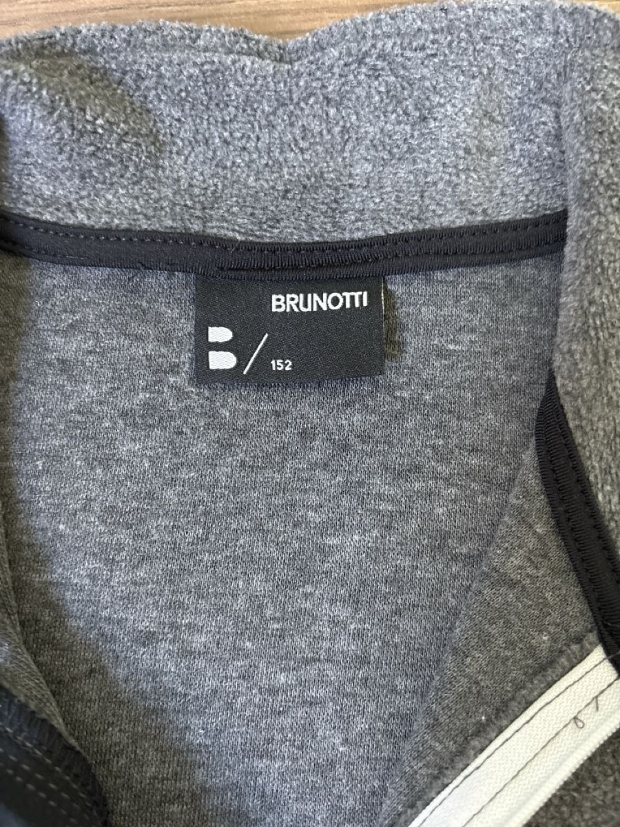 Brunotti Maglioni & Felpe: Brunotti Fleece Pullover grau Grösse 152 – Usato da Ernetschwil venduto da Csunday 1