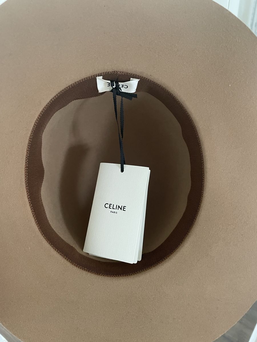 Celine Copricapi, berretti & cappellini: Capeline Céline Neuve – Nuovo e nell'imballaggio originale da Duillier venduto da princess012 1