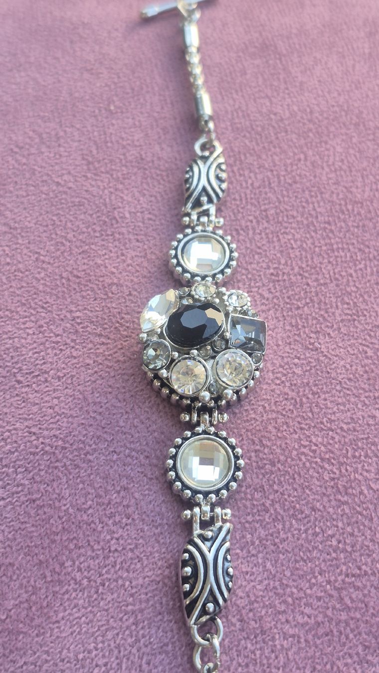 Bracciali & Braccialetti: bracciali con bottone intercambiabile – Nuovo (secondo la descrizione) da Giubiasco venduto da Stefaniav 2