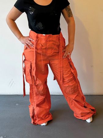Orange Cargo Hose, Y2K Style, sehr guter Zustand, Gr. 38