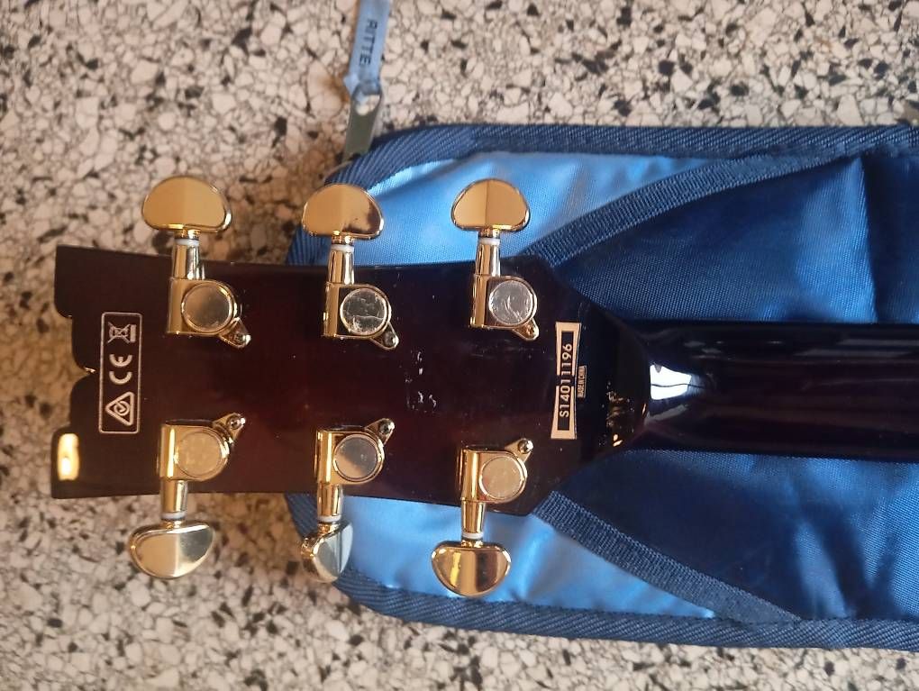 Ibanez Strumenti musicali: Ibanez electric guitar – Usato da Basel venduto da Petergunn 4