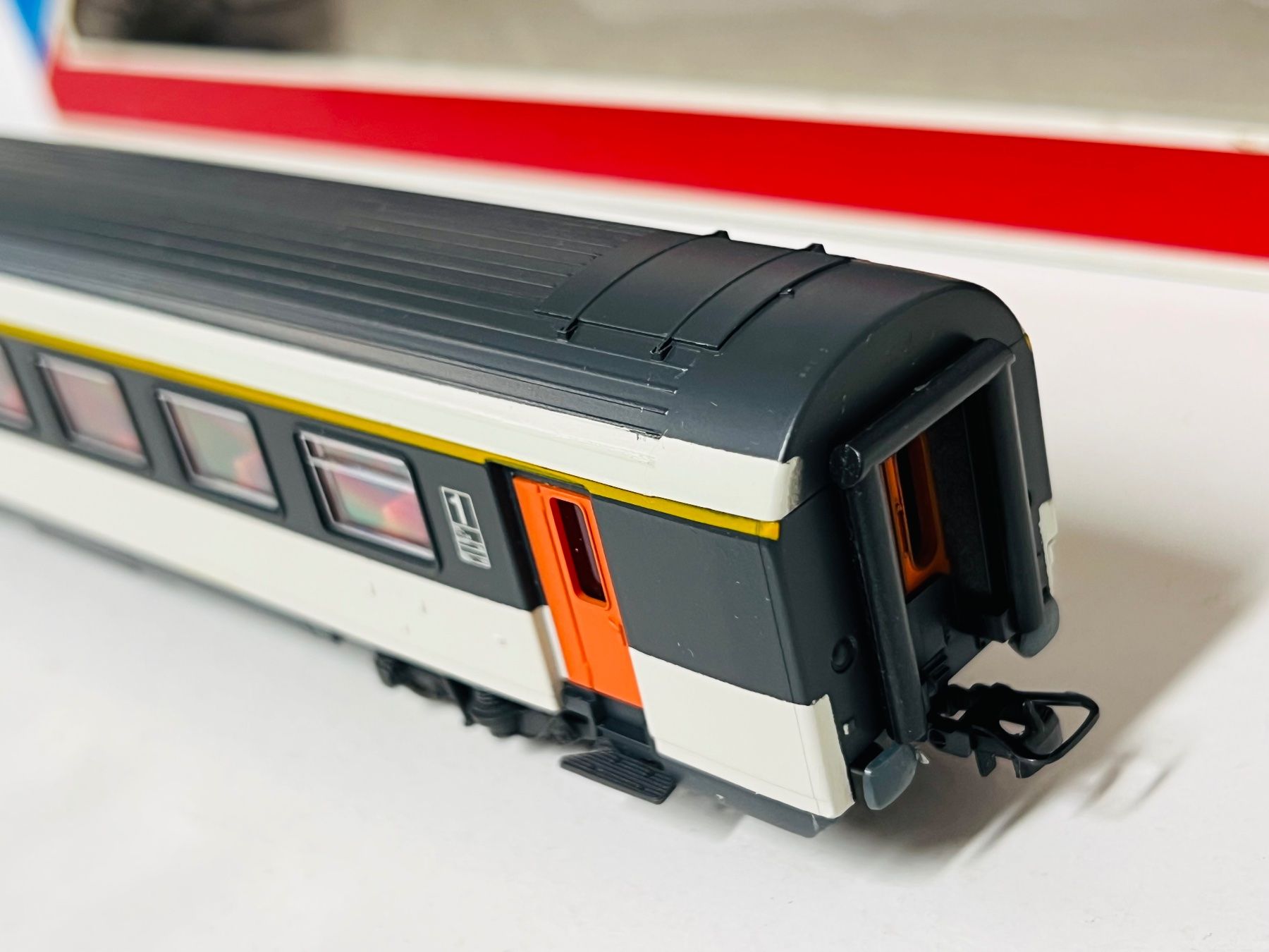 Lima Modellini di ferrovie: Lima  30 9184 SNCF 1.Kl. H0 DC – Usato da Geroldswil venduto da TopTrain54 3