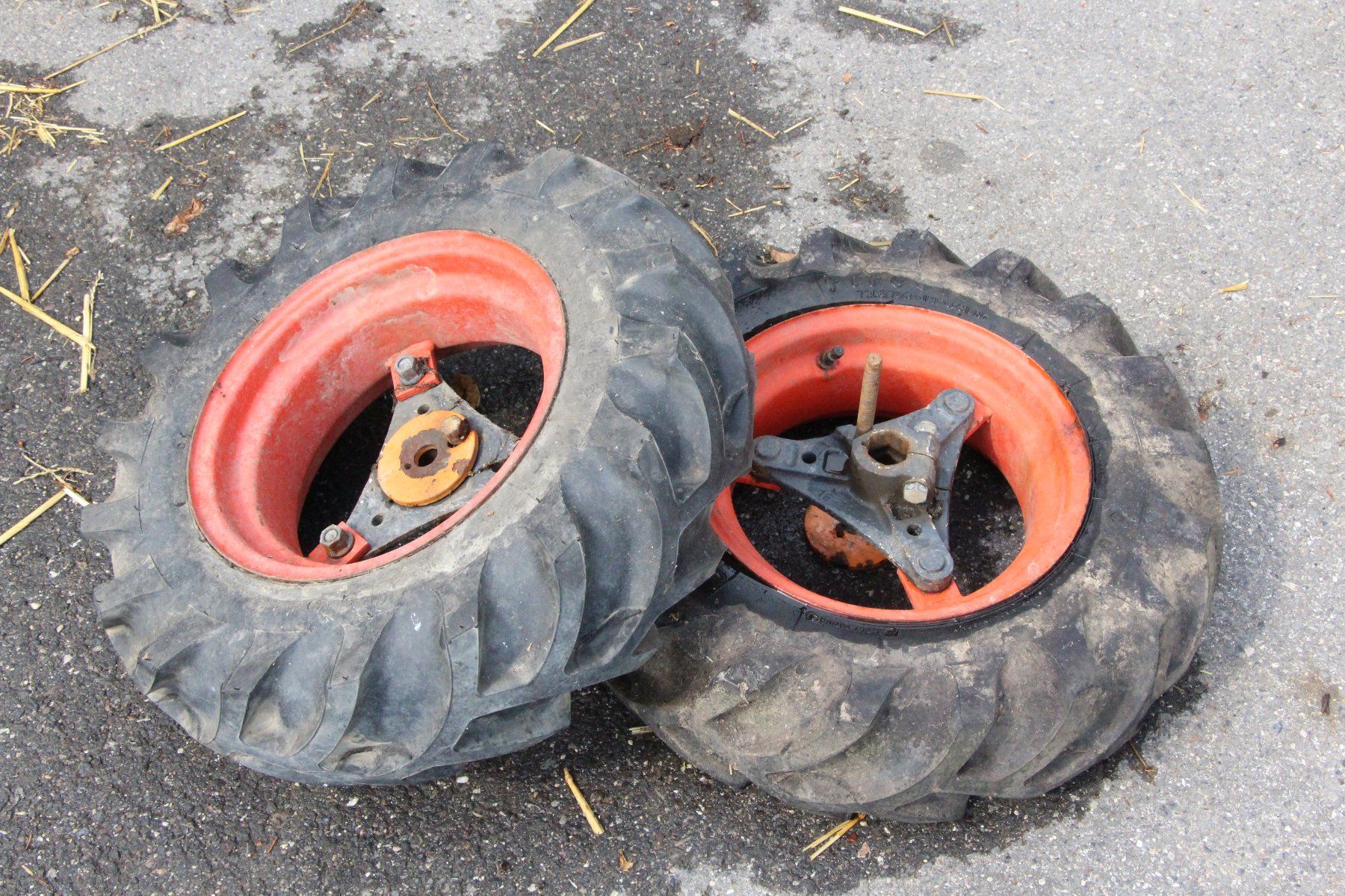Pneus & Kompletträder: roues petit tracteur – Gebraucht aus Domdidier von franfran04 2