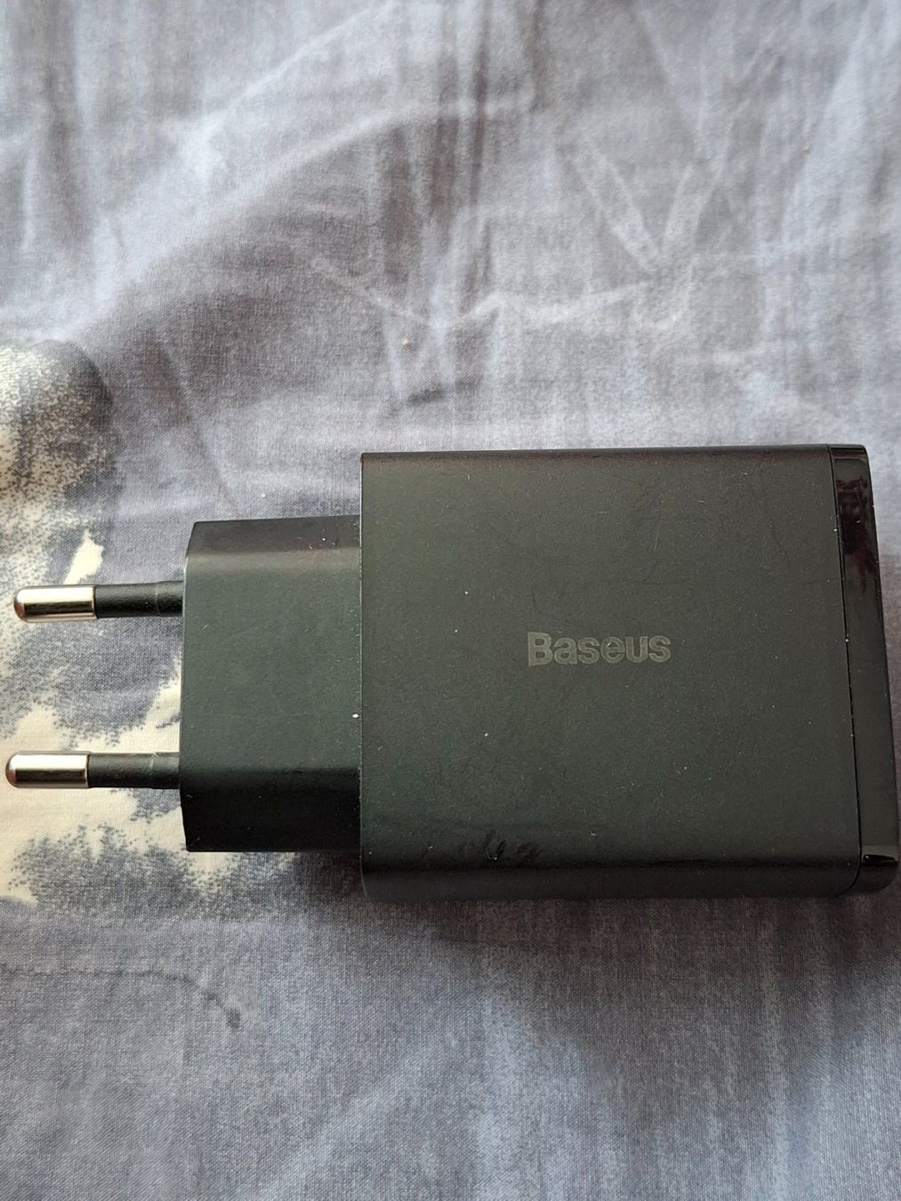 Baseus Ladegeräte: Baseus Compact Quick Charger 30W USB Ladegerät – Gebraucht aus Schlieren von car_w57d 1