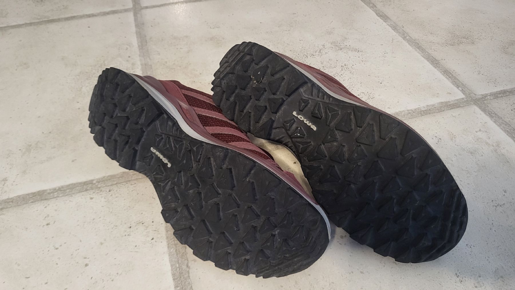 Lowa Damenschuhe: Lowa Goretex Trekkingschuh Gr.39.5 – Neu (gemäss Beschreibung) aus Mels von mani013 1