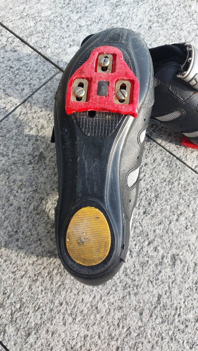 Scarpe da uomo: AGU Rennradschuhe Herren Grösse 42 – Usato da Altendorf venduto da Markus049 1