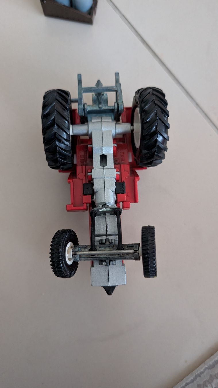 Siku Giocattoli: SIKU Traktor 3050 A, mit Anhänger – Usato da Rothenburg venduto da Sonne0310 2