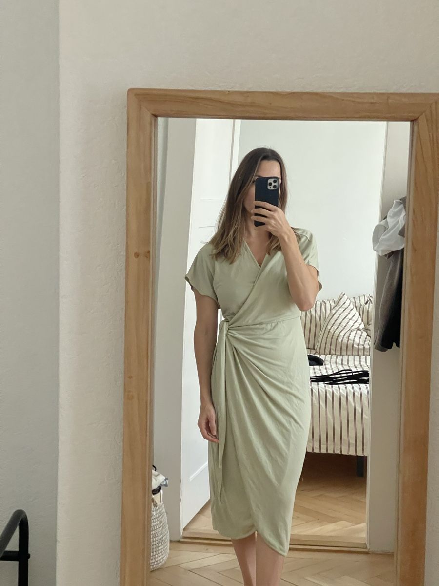 Vestiti: EDITED salbei grünes Kleid EU38 – Nuovo (secondo la descrizione) da Zürich venduto da flo_8x2x