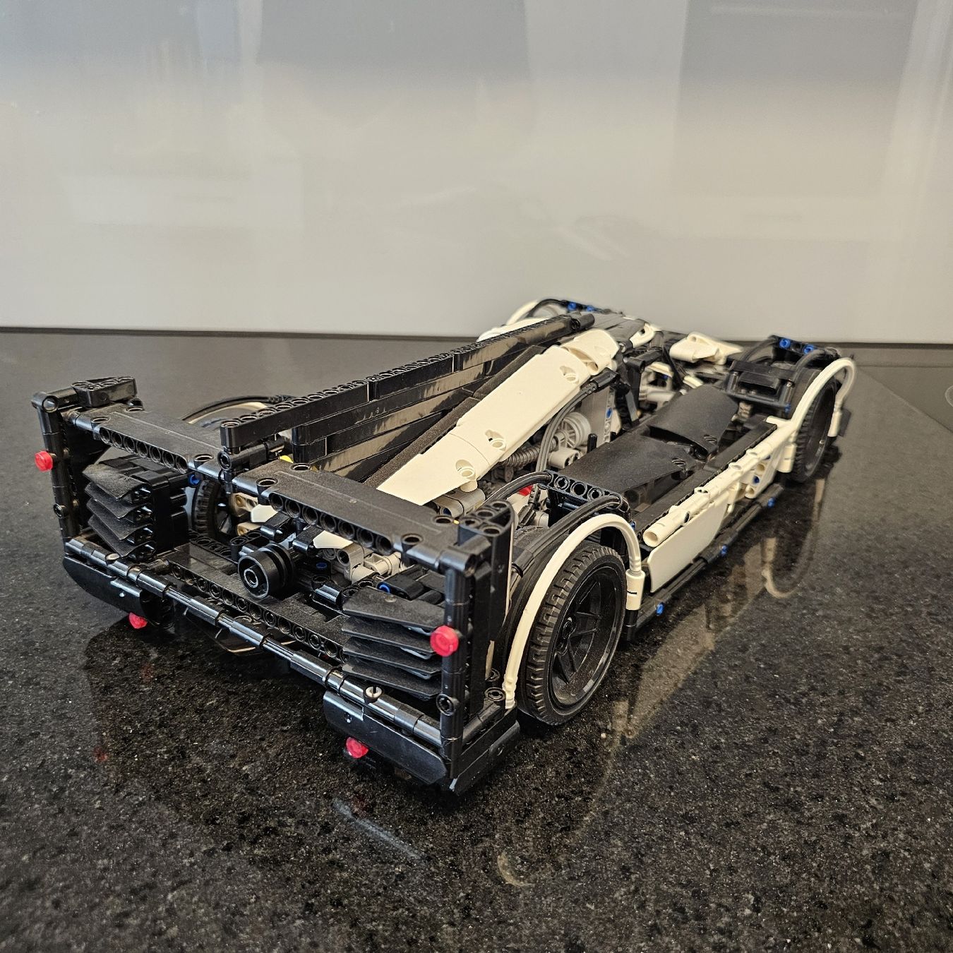 Baukästen: Klemmbaustein Auto ,,Porsche le Mans,, – Neu (gemäss Beschreibung) aus Luzern von CyrillUe 2