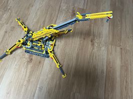 Lego Technic Spinnenkran