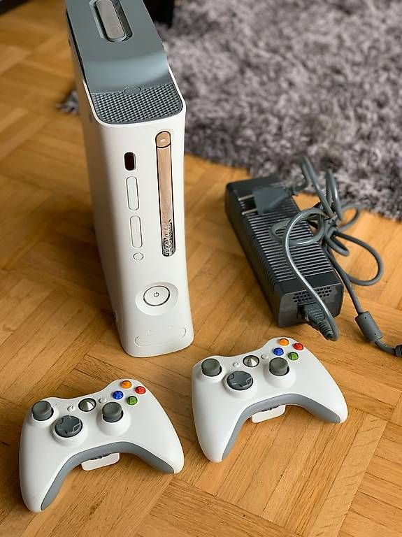 Console: XBOX 360 60GB HDD – Usato da Wädenswil venduto da Volvic13